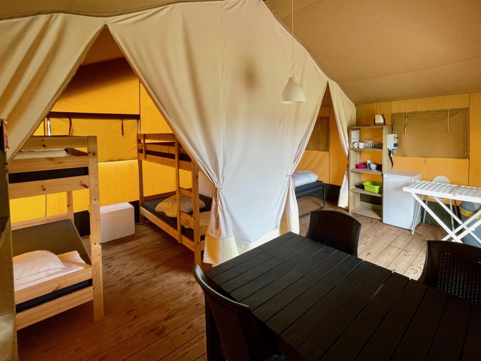 Safaritent At Camping Gt Keiheuvel Balen Room photo